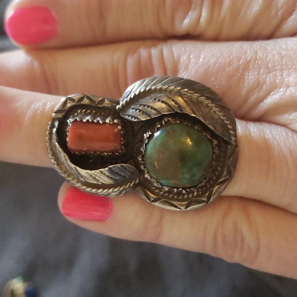 Vintage turquoise coral ring - Picture 1 of 2